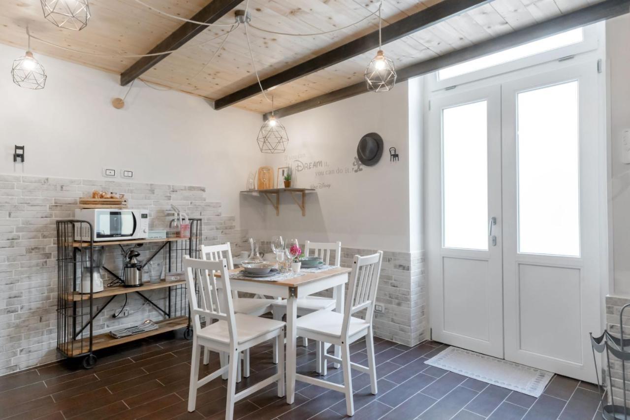 Casa Rebecca Leilighet Brindisi Eksteriør bilde